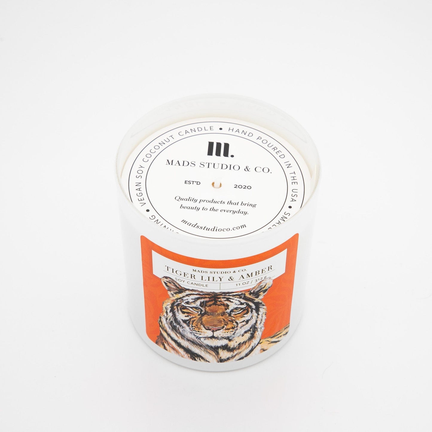 Tiger Lily and Amber Soy Candle–11 oz